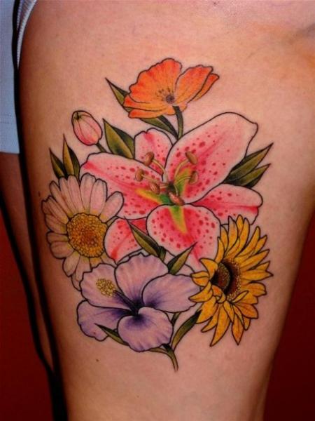 Floral tattoo by Kafka Tattoo  Photo 27469